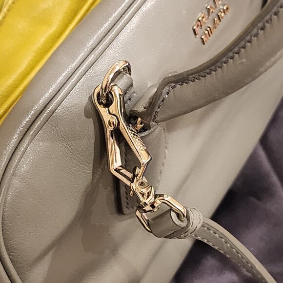 Excellent PRADA Crossbody Large Inside Tote Bauletto Top handle bag - Picture 9 of 16